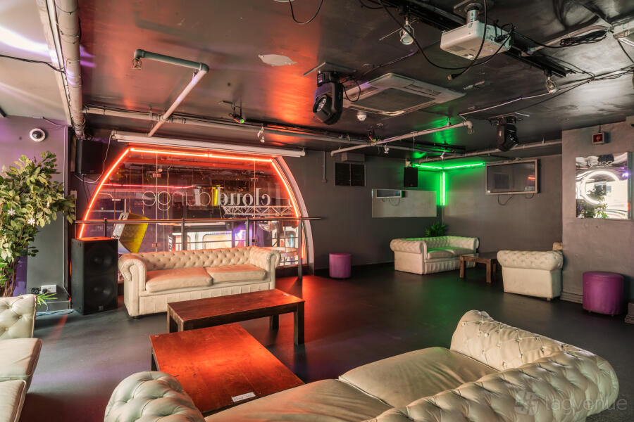 Cloud Lounge at