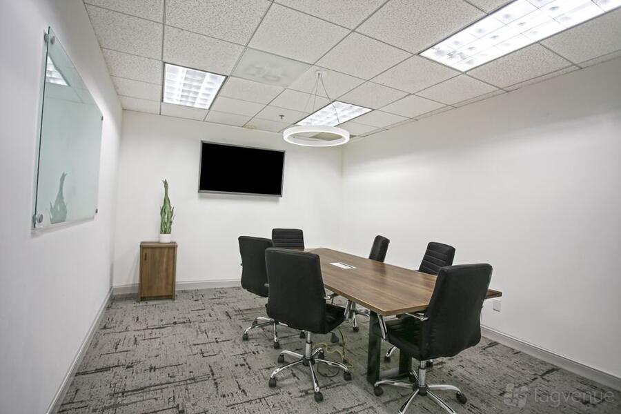 Medium Conference Room Medium Conference Room