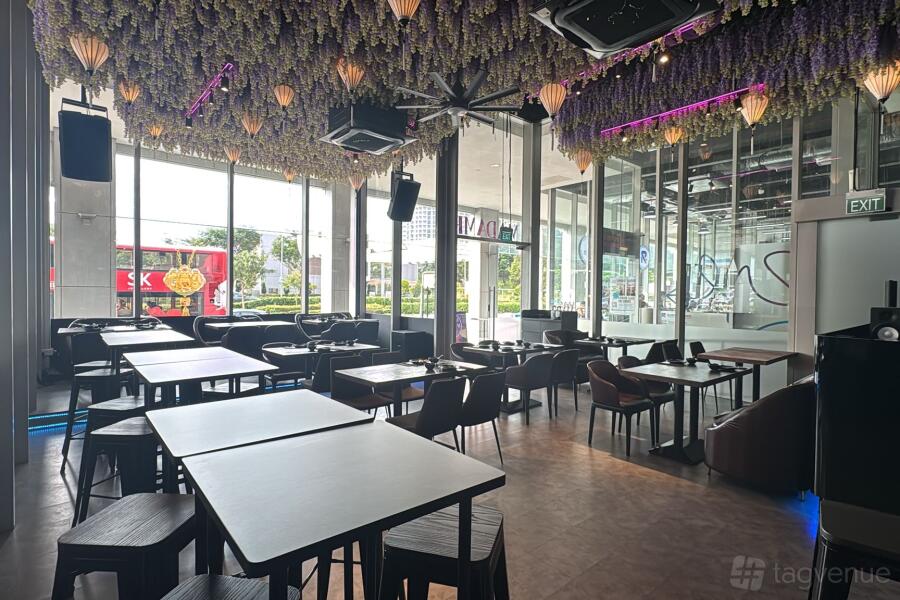 Whole Venue Whole Venue