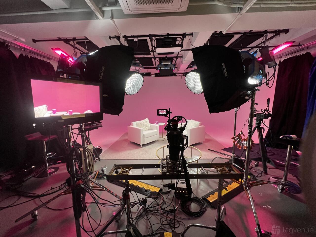 Full Color Soundproof Studio - ASL Studios 37th & 8th - Event Venue ...