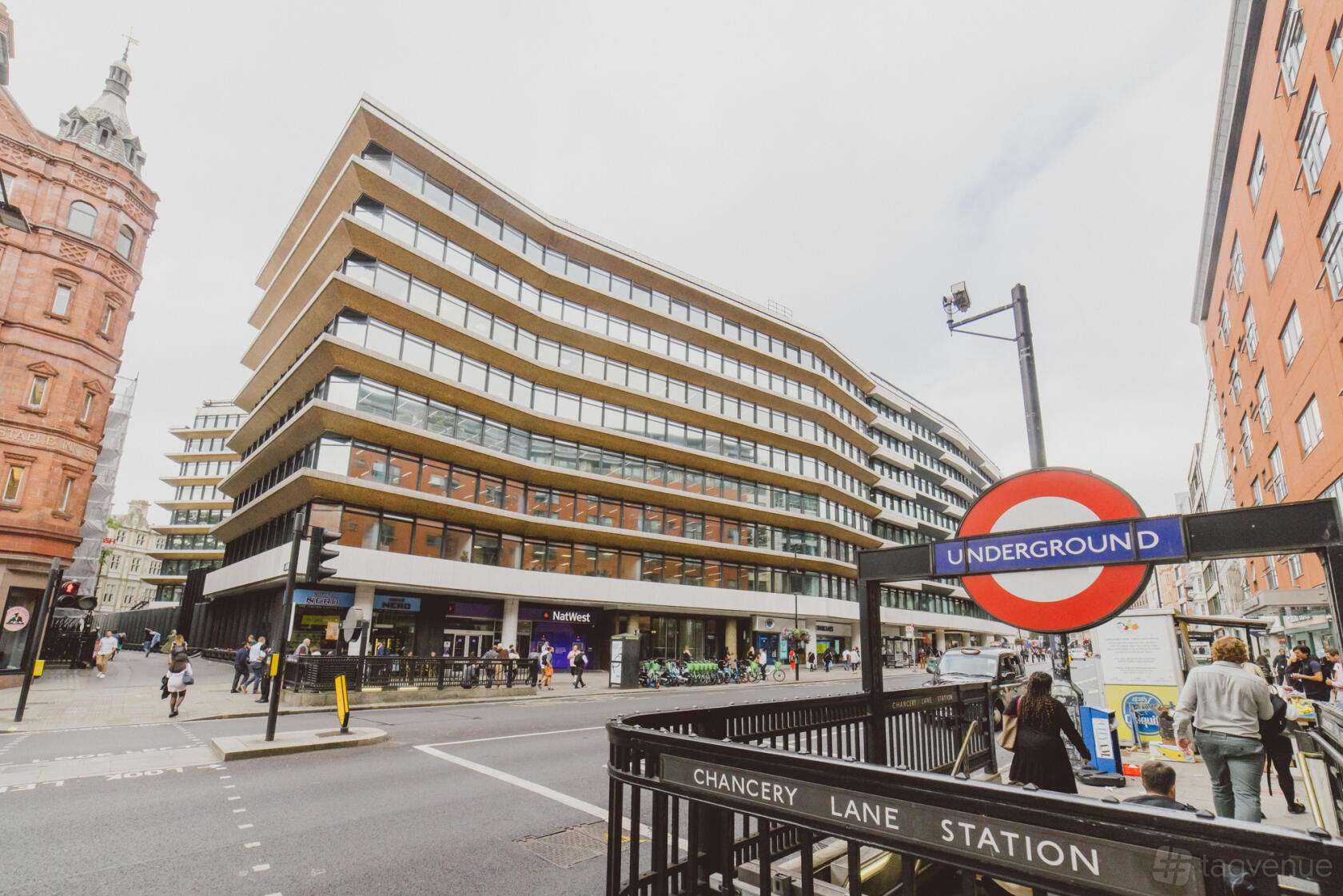 A meeting centre in a modern glass-fronted building situated near the Chancery Lane underground at Orega Holborn Gate.