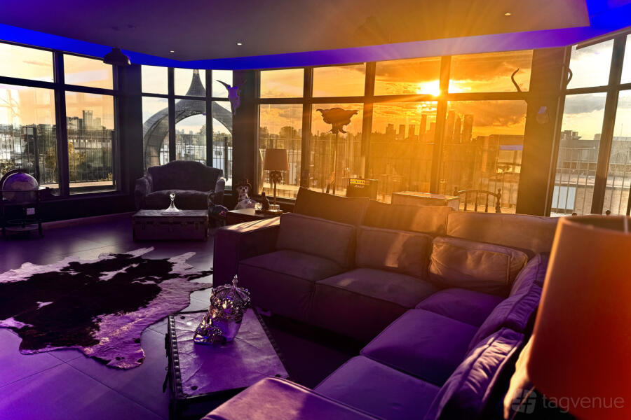 Designer Duplex Penthouse Designer Duplex Penthouse