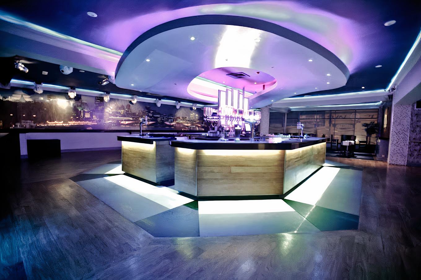 Bridge Bar Beckenham Venue Hire in London | Reviews, Photos & Prices
