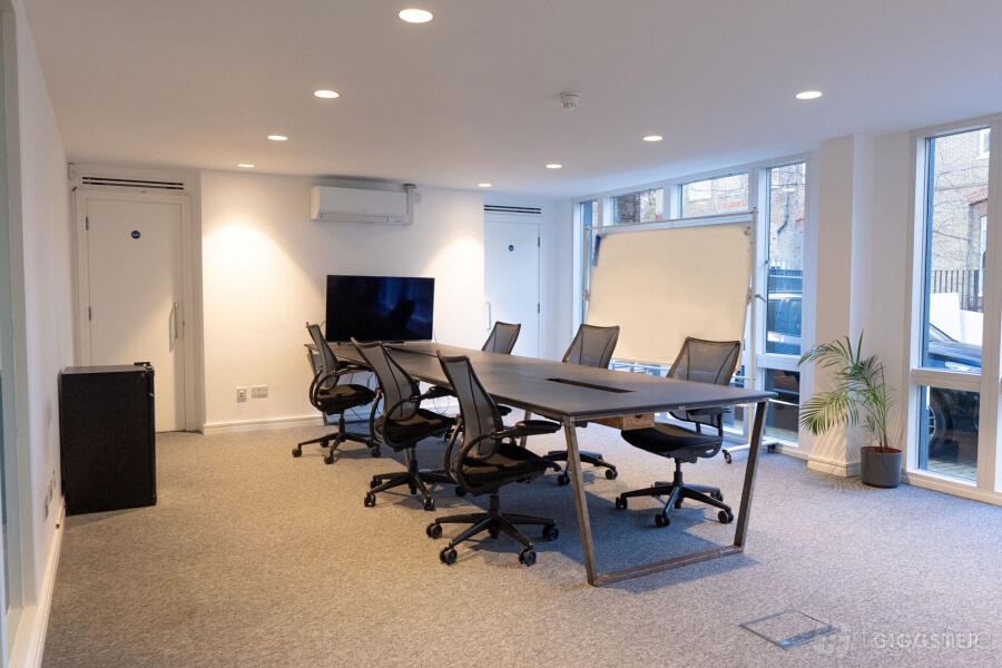 Ground Floor Meeting Room Ground Floor Meeting Room