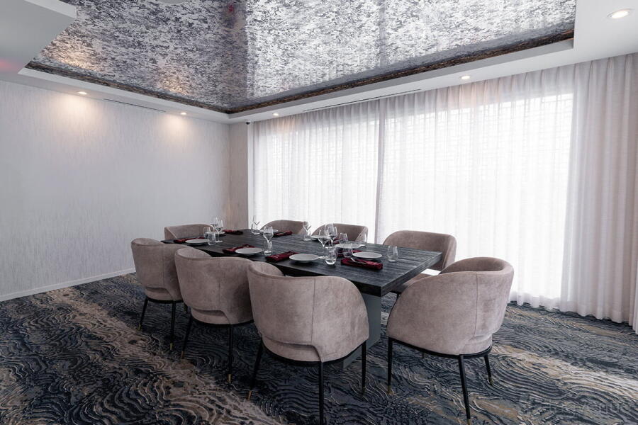 Private Room Private Room