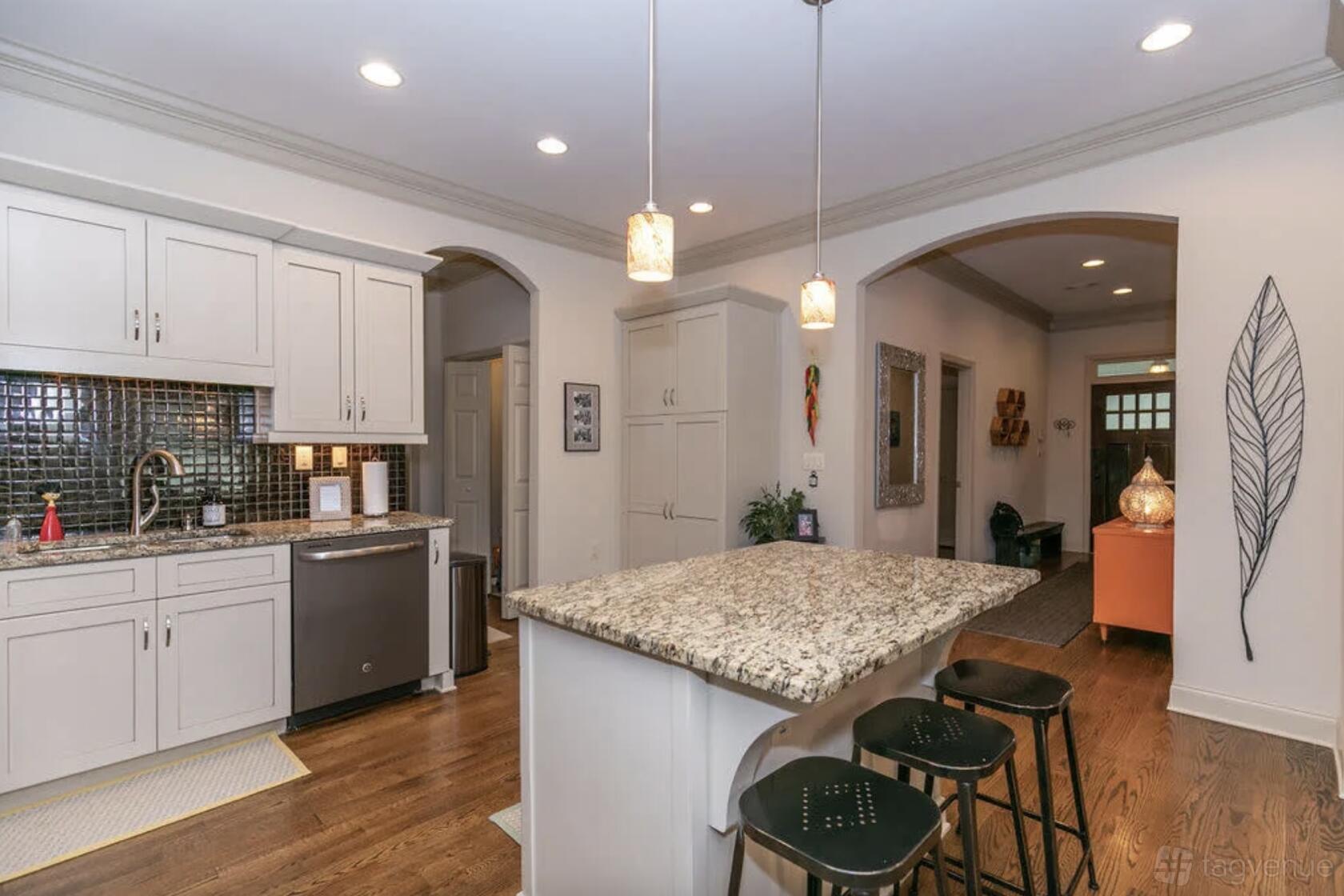 1920s Bohemian Bungalow Venue Rental in Atlanta, GA | Photos & Prices