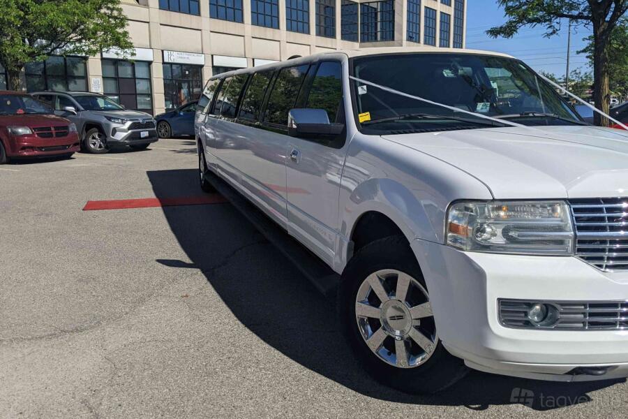 SUV Lincoln Navigator Stretch at GoodTime Limo & Party Buses - Mississauga