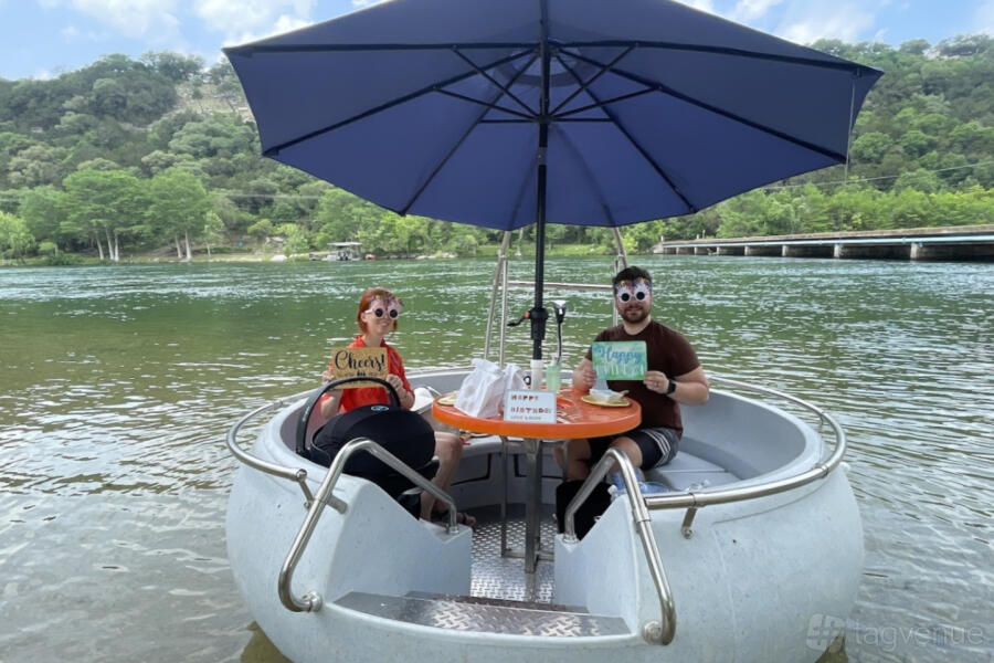 Donut Boat Premium at Love and Boat