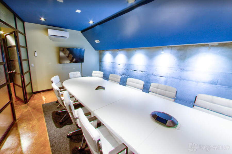 Meeting Room for 14 Meeting Room for 14