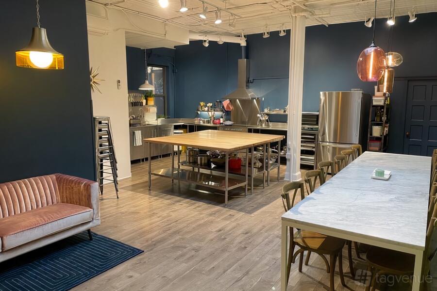 Double Kitchen for Paries Double Kitchen for Paries
