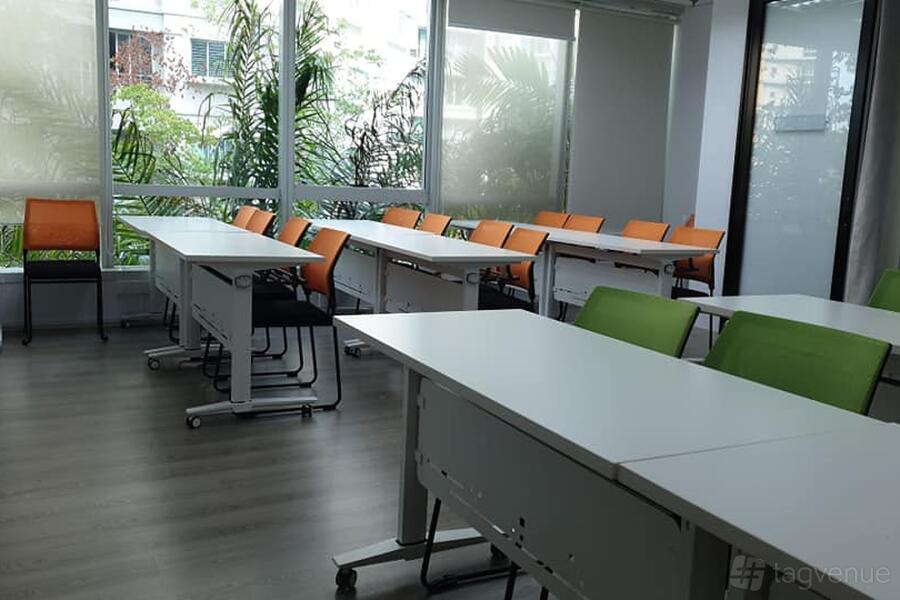 AccTrain Academy @ Sunshine Plaza AccTrain Academy @ Sunshine Plaza