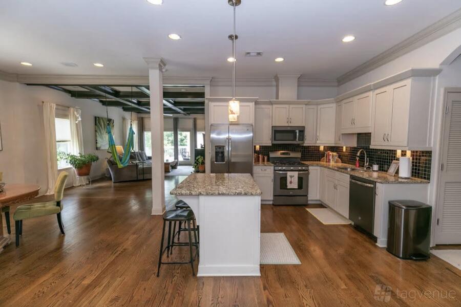 1920s Bohemian Bungalow Venue Rental in Atlanta, GA | Photos & Prices