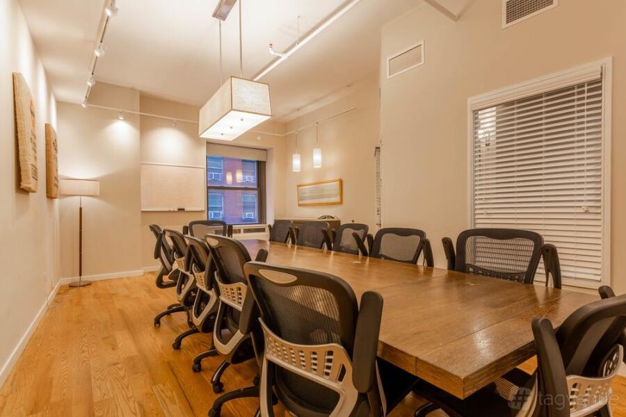 Large Conference Room Large Conference Room