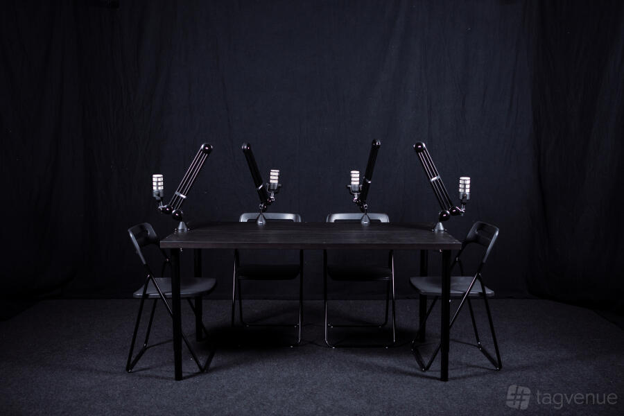 Podcast Studio (Black) at