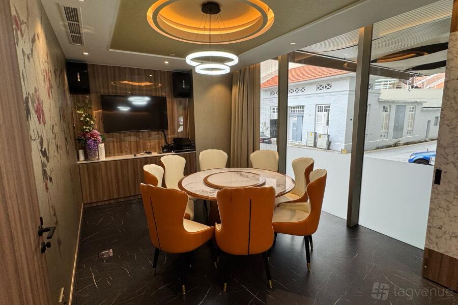 VIP Rooms VIP Rooms