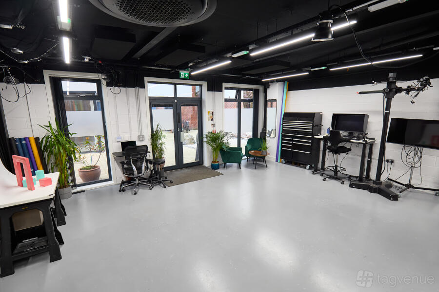 Photography & Film Studio Photography & Film Studio