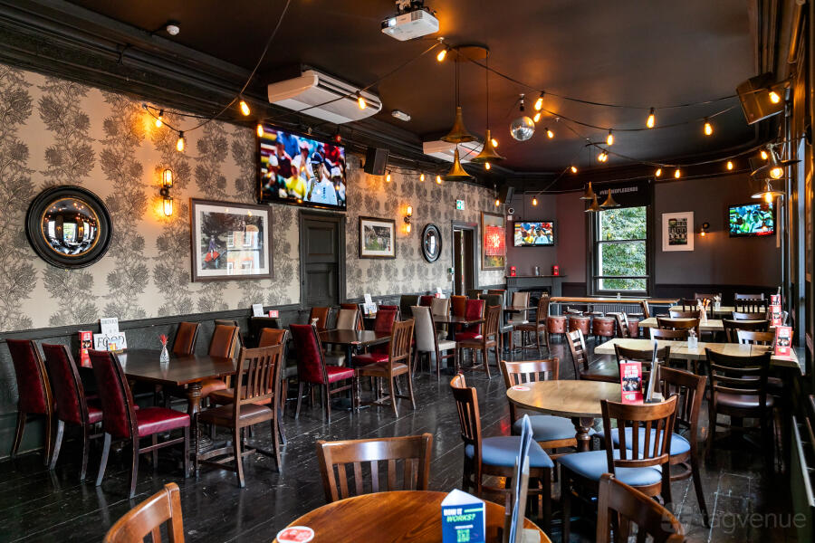 Basil Bar Basil's Bar - Fox On The Green - Event Venue Hire - Tagvenue.com