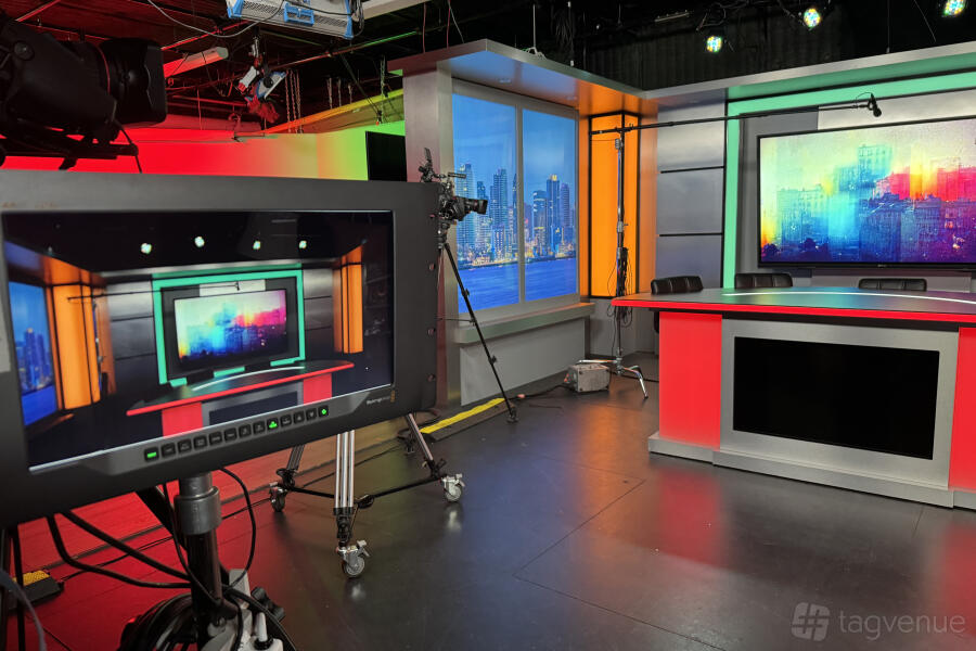 Podcast / News Room Stage at Manhattan Beach Studios