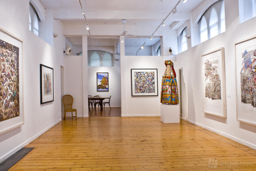 Gallery & Courtyard Gallery & Courtyard