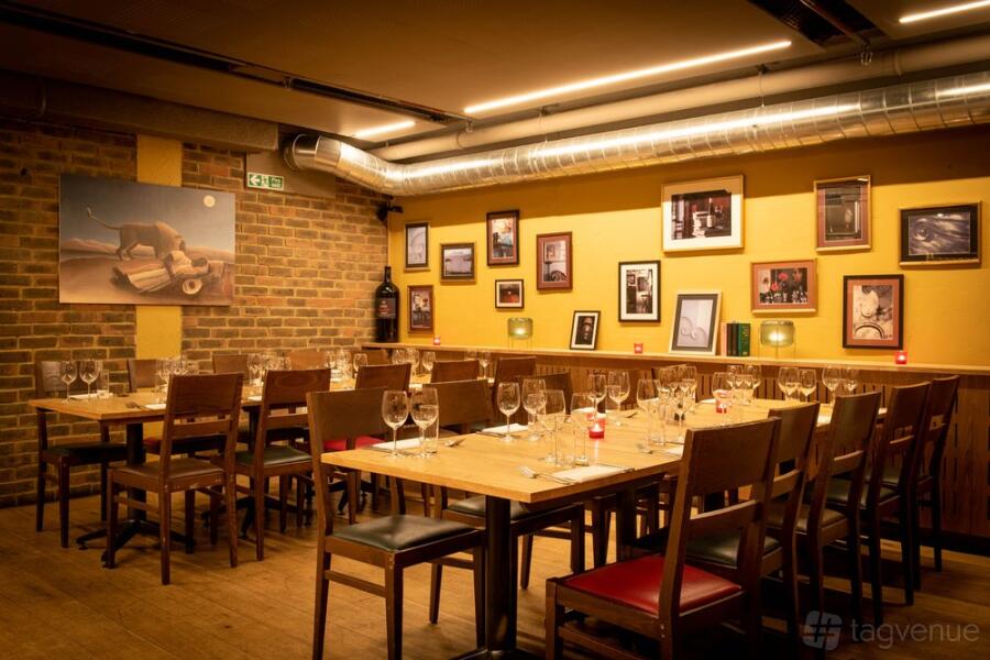 Robertson Room at