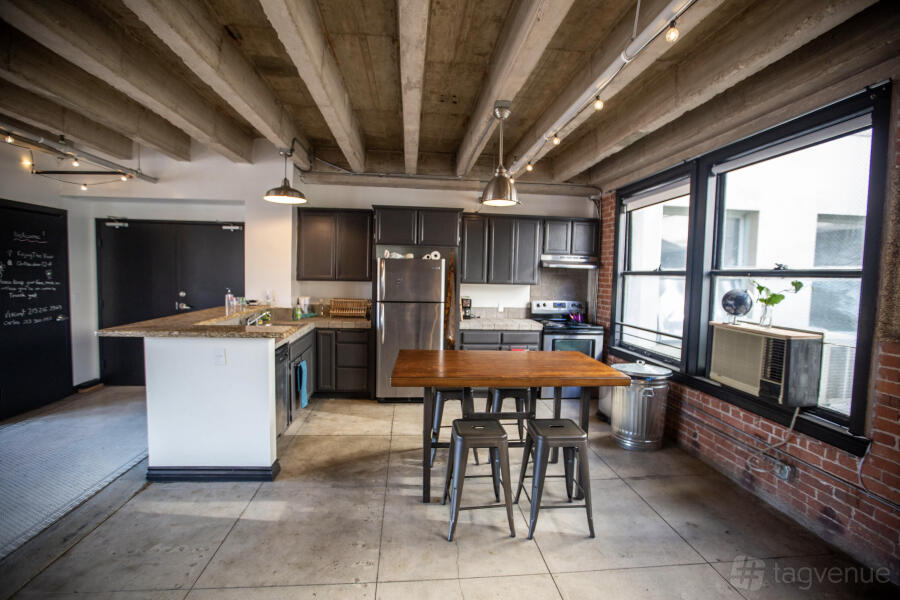 DTLA Loft with Skyline View - The Skyline Library Loft - Event Venue ...