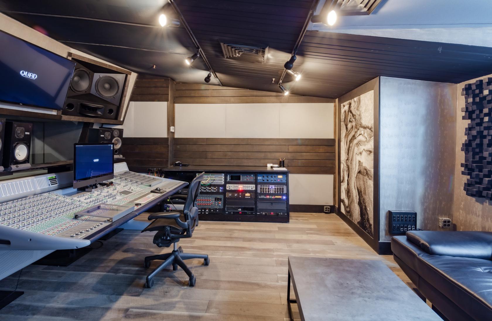 A closer look at Luxury Home Recording Studios