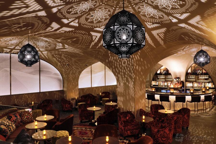 Célon Bar & Lounge Célon Bar & Lounge