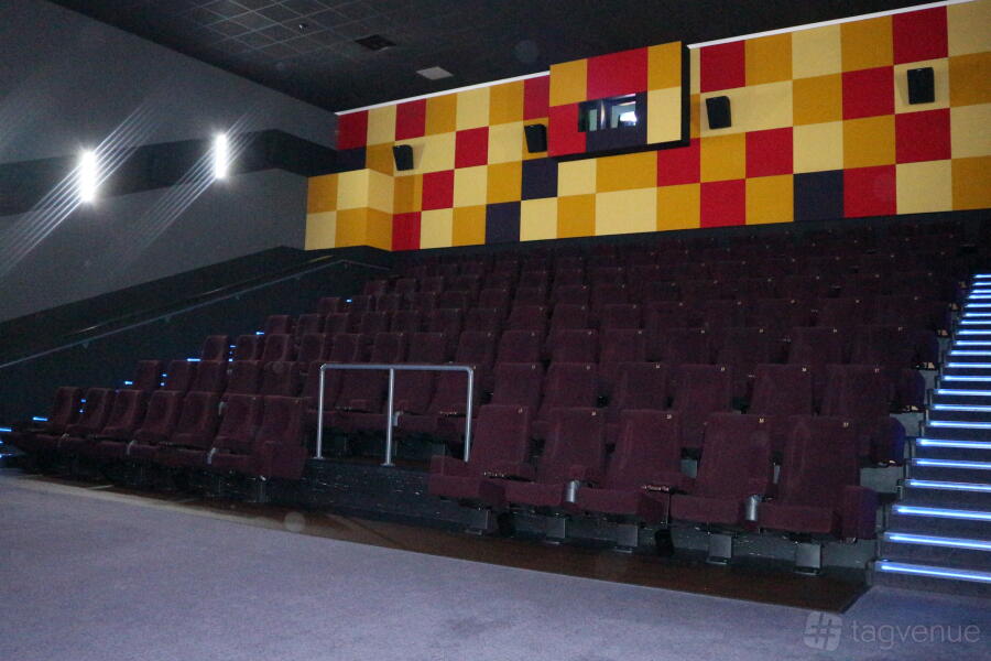 Screen 6 at