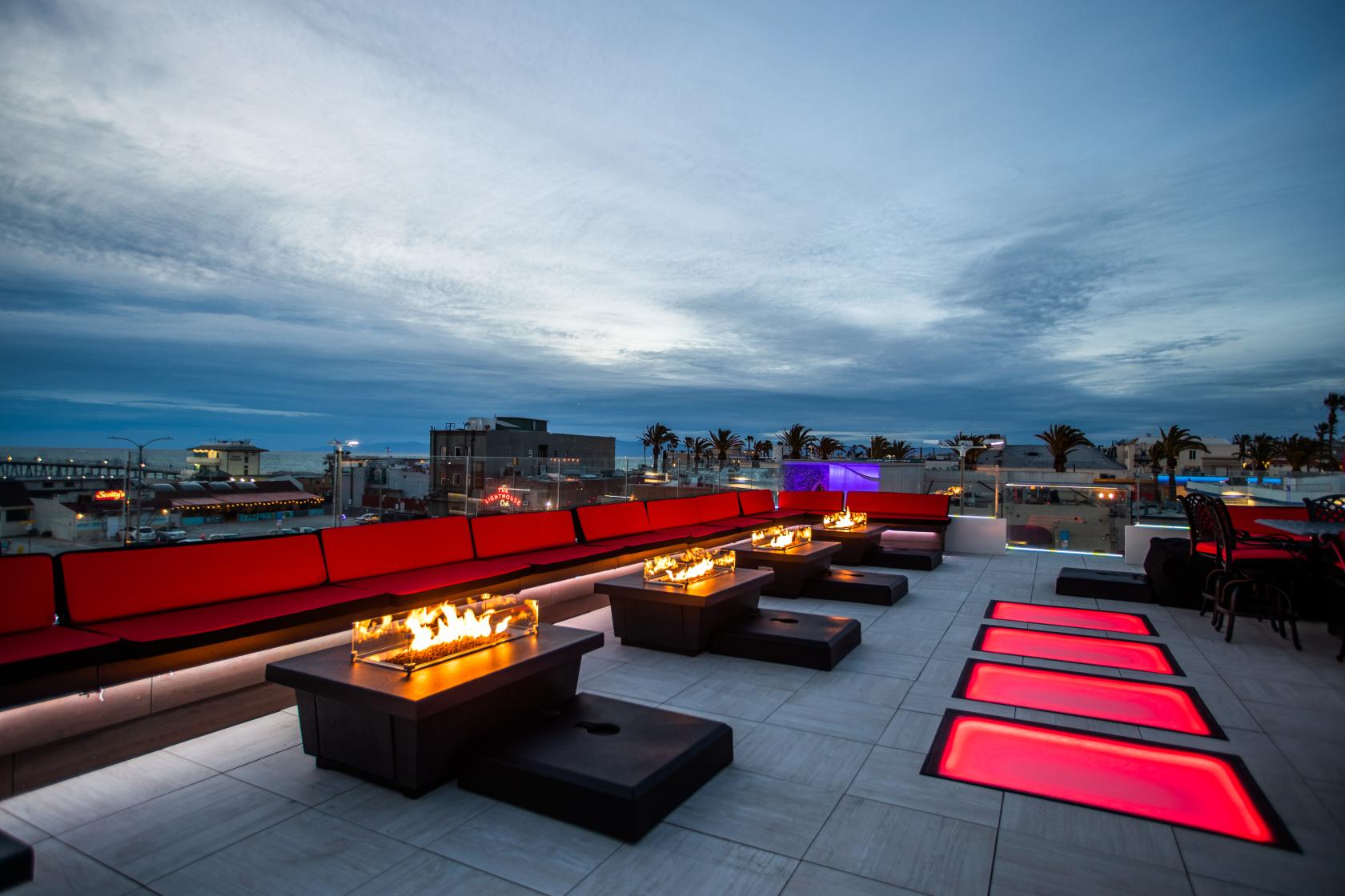 Room Rooptop Rooftop - SW Beach Hotel Rooftop - Event Venue Rental - Tagvenue.com