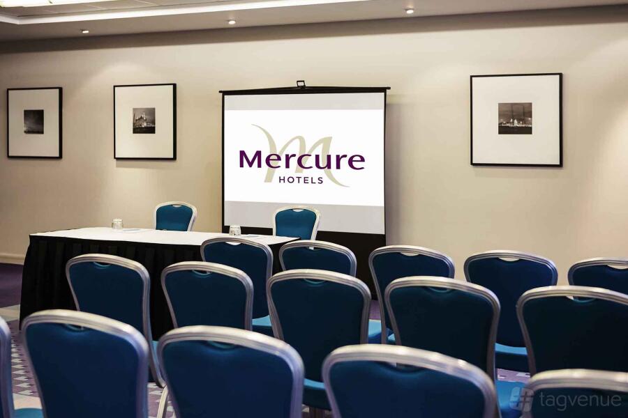 Foinaven/ Reynoldstown Suite at Atlantic Tower Hotel Liverpool By Sunday