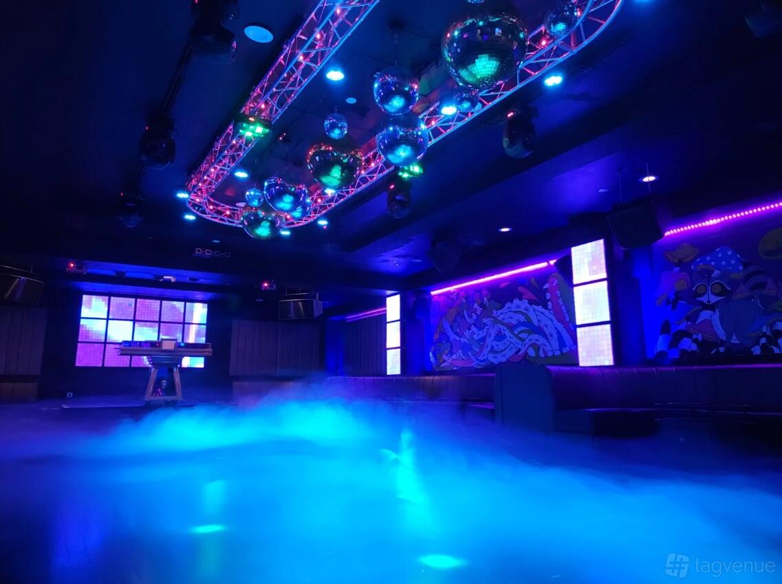 Vip Event Section VIP Section - Lush Palm Springs - Event Venue Rental - Tagvenue.com
