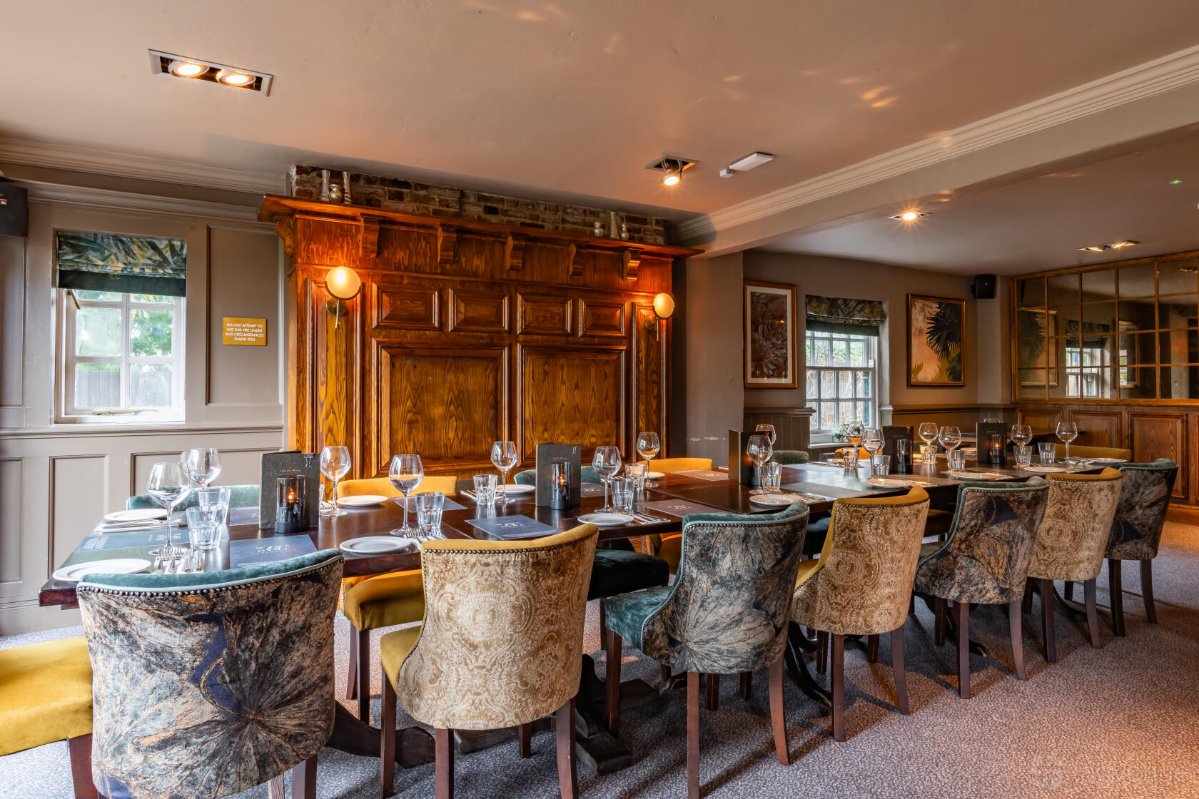 Private Dining Area - The Kingfisher - Event Venue Hire - Tagvenue.com