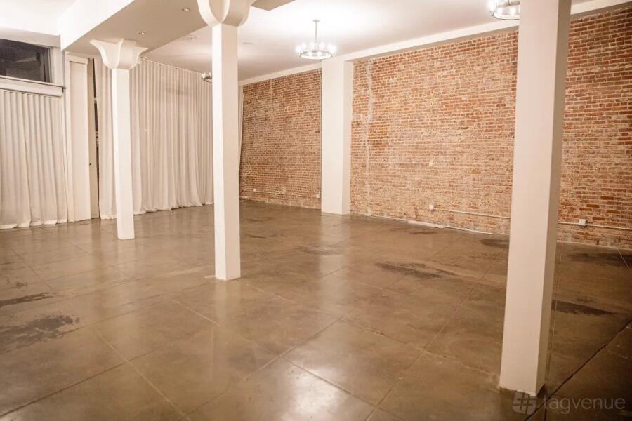 Entire Venue Entire Venue