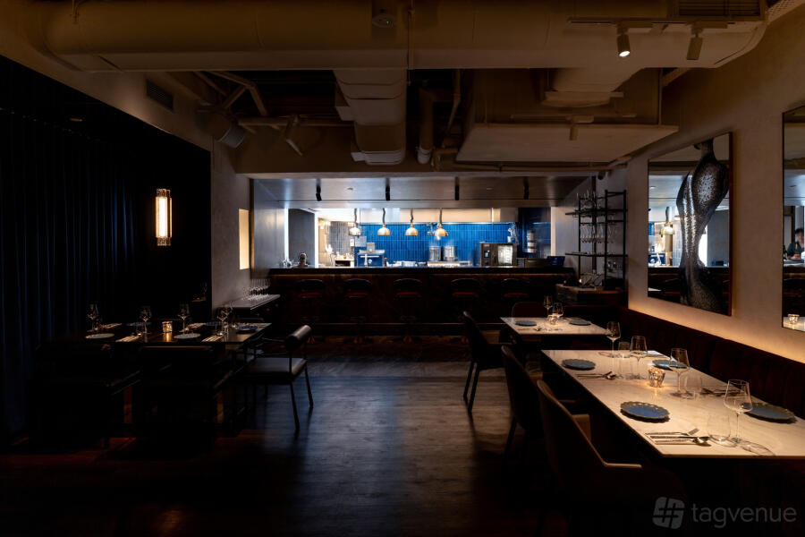 Restaurant & Show Kitchen Restaurant & Show Kitchen