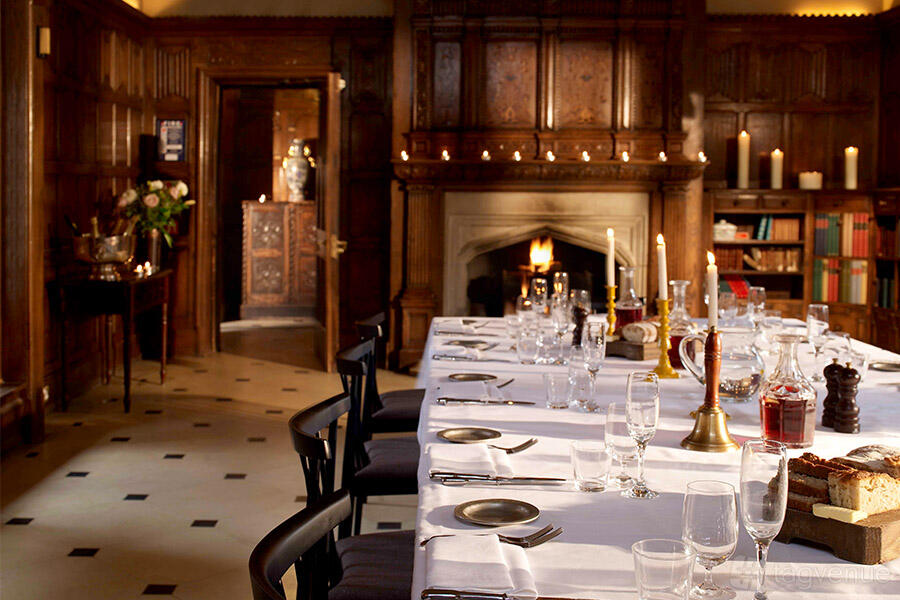 Oak Room at