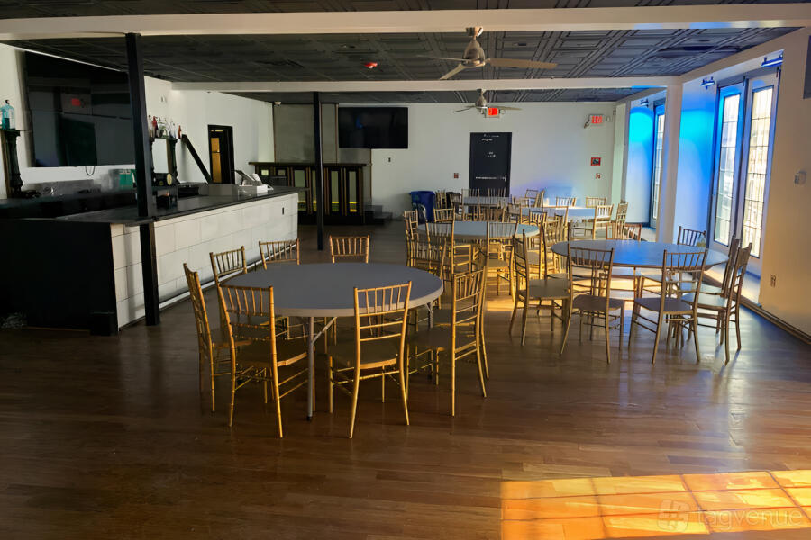 Odogwu’s Lounge at
