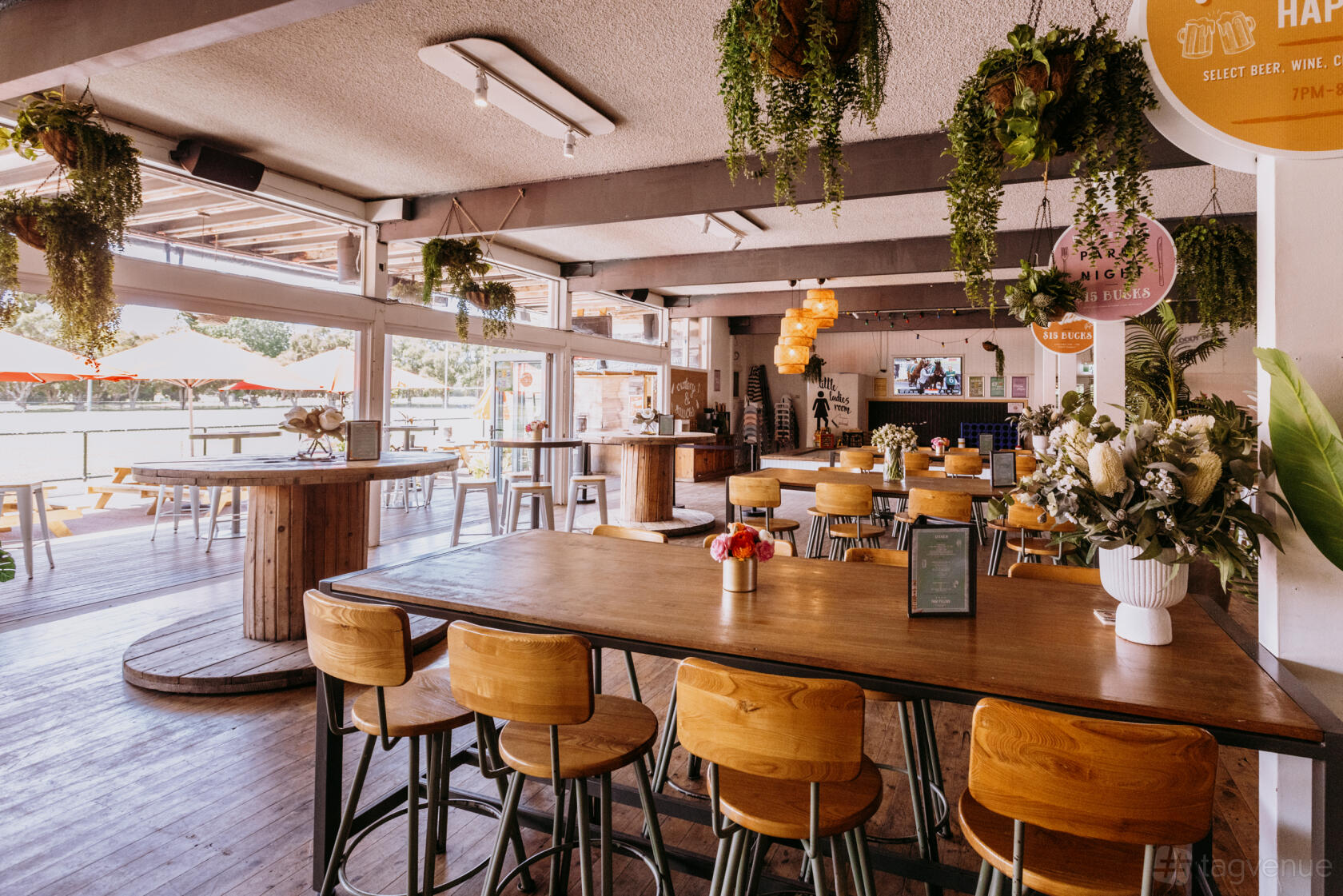 The Bar Area - The Field Bar - Event Venue Hire - Tagvenue.com