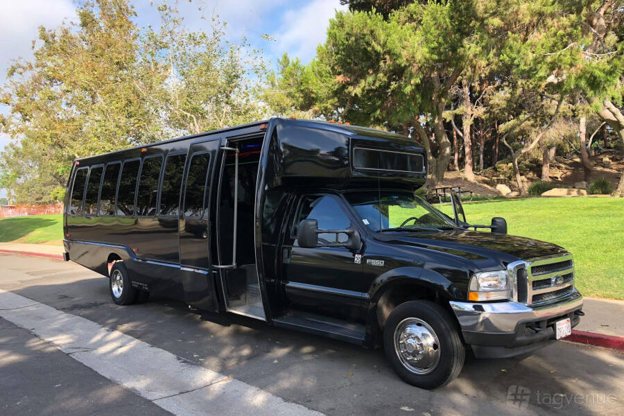 Party Bus Party Bus