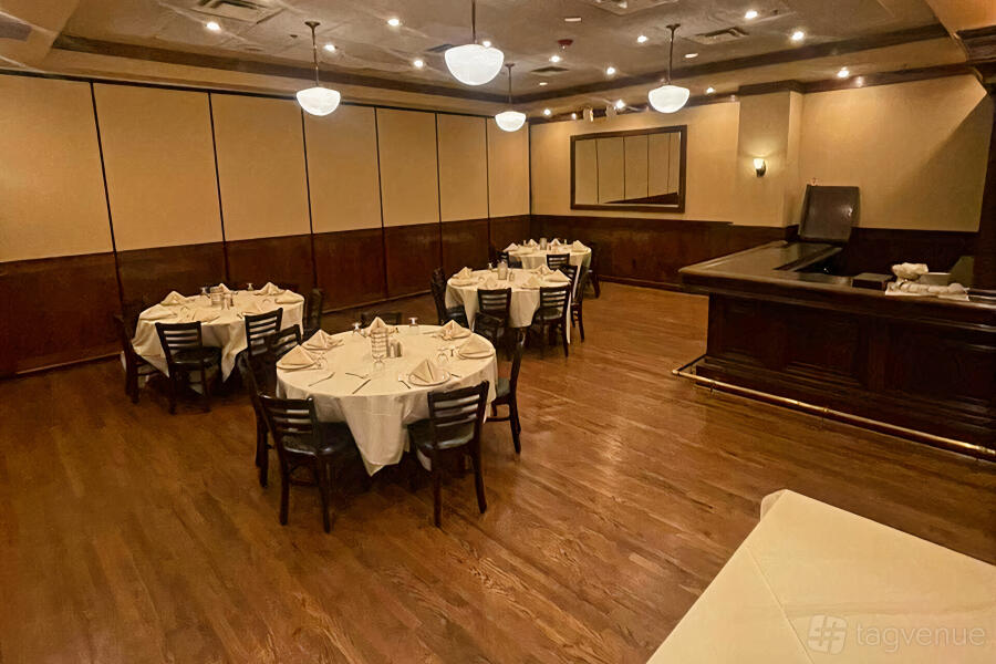 Abruzzi Room at Maggiano's Little Italy Chevy Chase