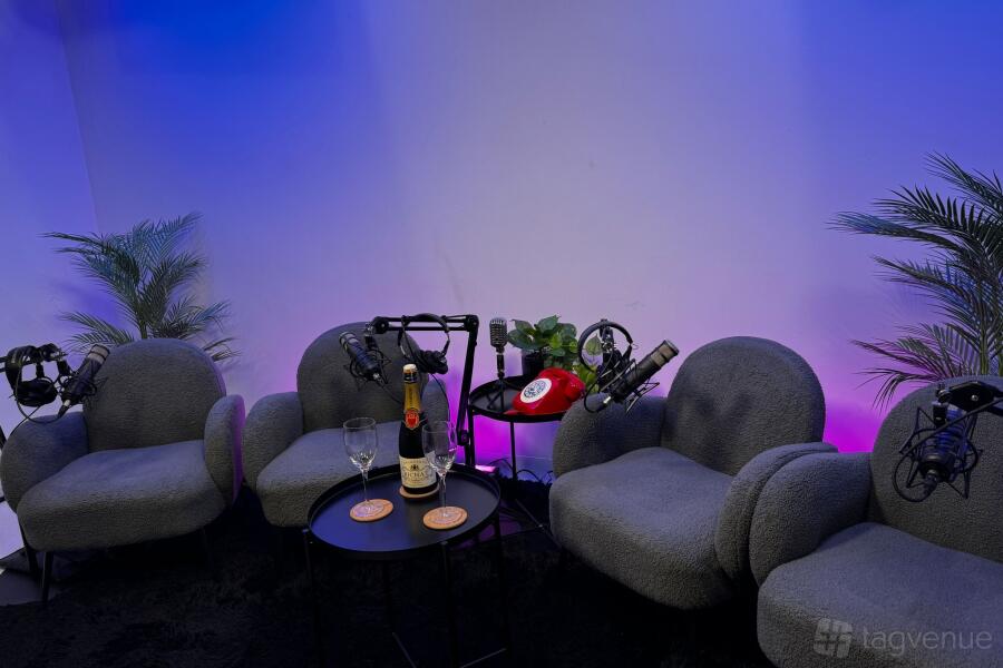 Studio 1 Studio 1