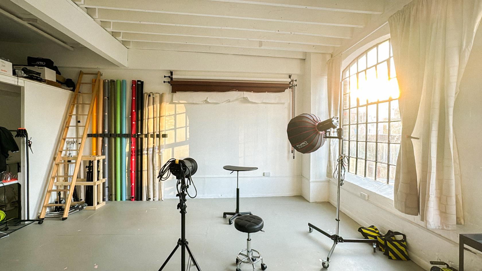 Multi-set Photo/Video Studio - Tiny Room Studios - Event Venue Hire ...