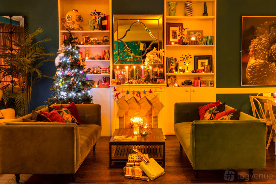 The Ultimate Xmas House Party The Ultimate Xmas House Party