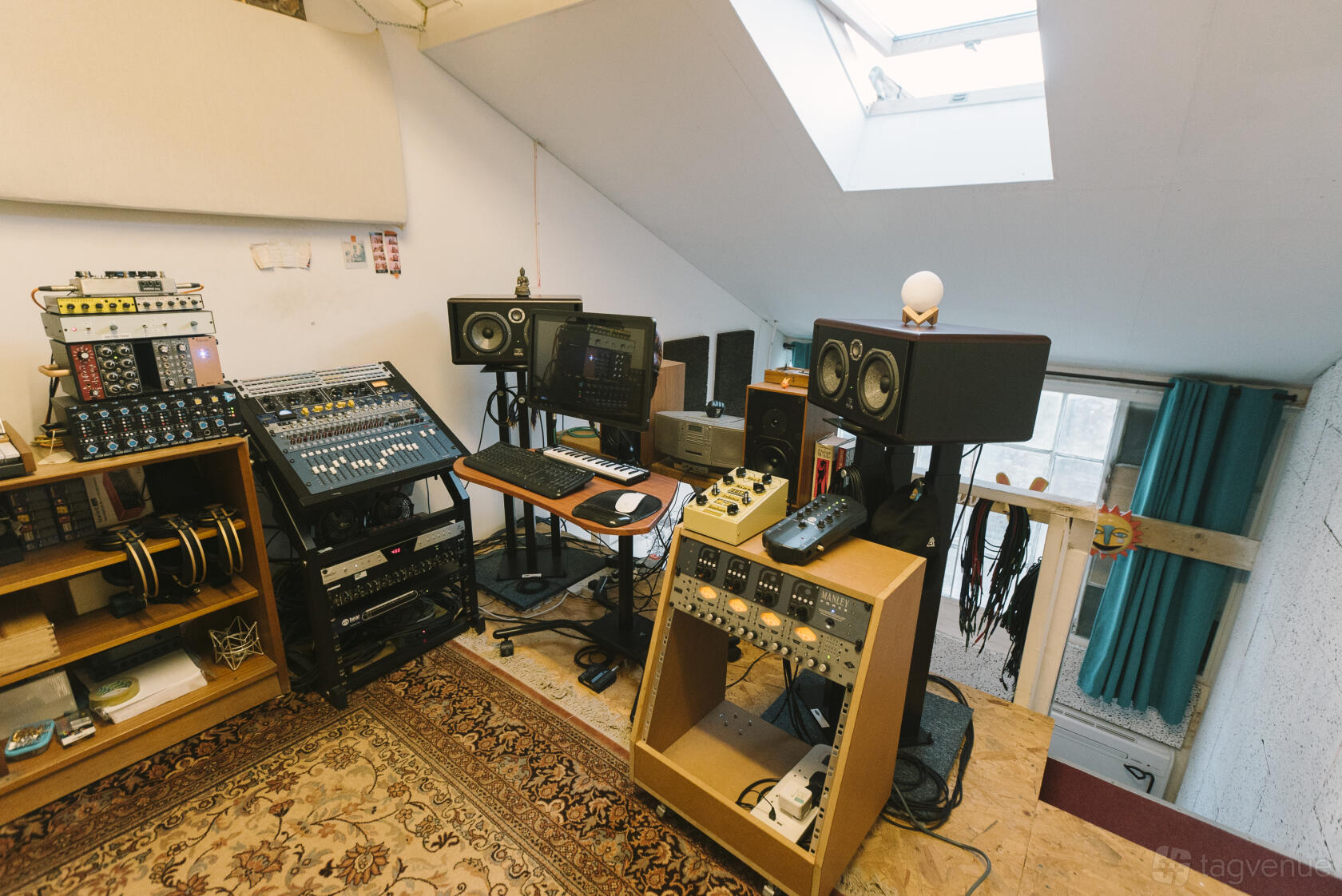 Start Small Studios Venue Hire in London | Photos & Prices
