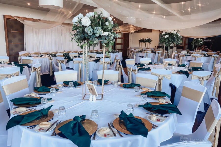 Pandanus Room at