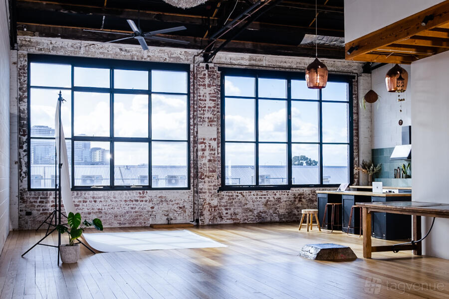 NY Style Photo/Video Studio NY Style Photo/Video Studio