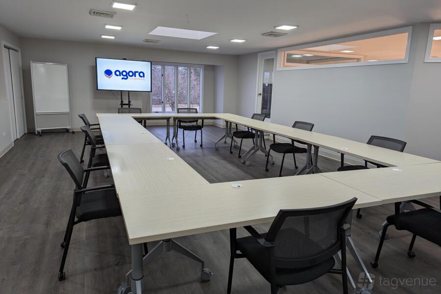 Meeting Room Meeting Room