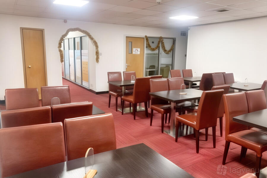 St Enoch Square Meeting Room at Shams Centre
