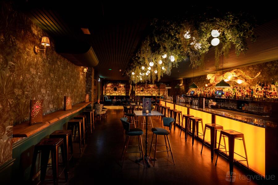 Eden Bar at