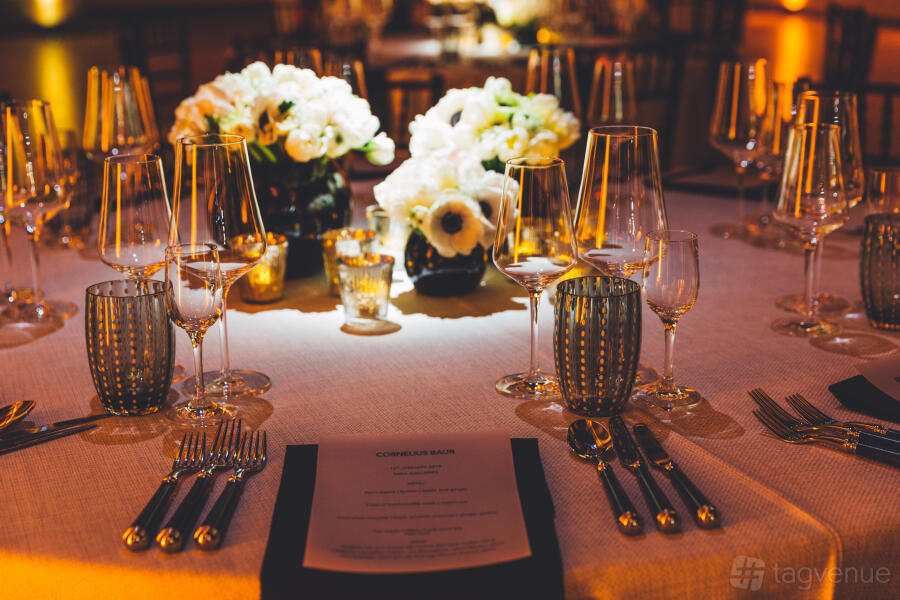 Dining Dining