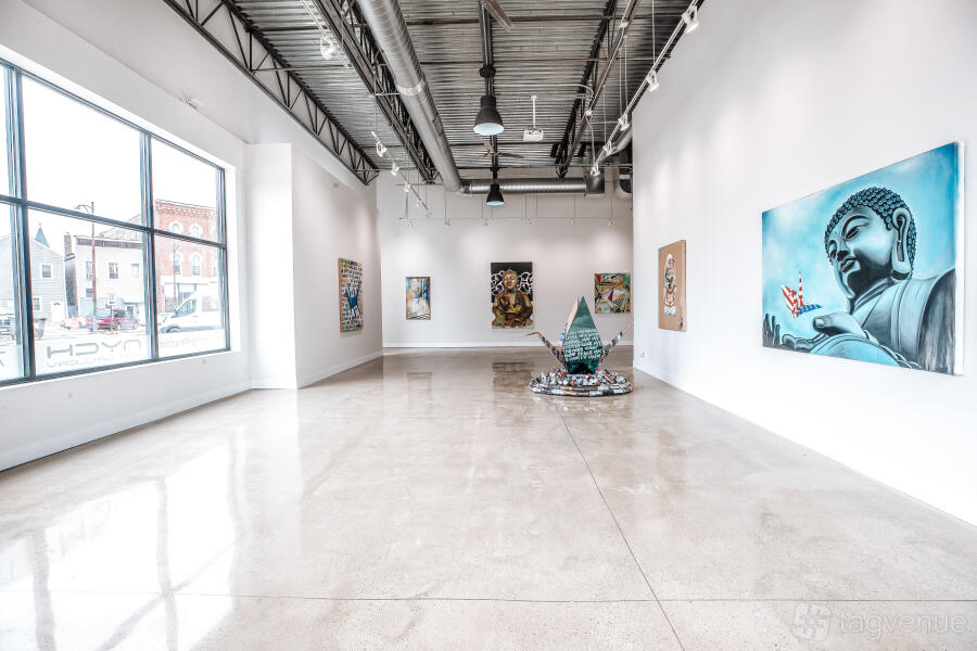 Entire Gallery Entire Gallery